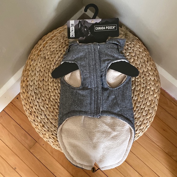 NWT Canada Pooch Dog Parka - Picture 2 of 11